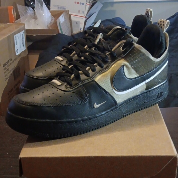 Nike Air Force 1 Low React Black and White Mens 13 - Picture 2 of 9